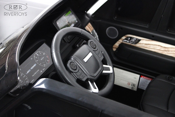 Изображение товара Детский автомобиль RiverToys Range Rover HSE 4WD / Y222YY (черный глянец)
