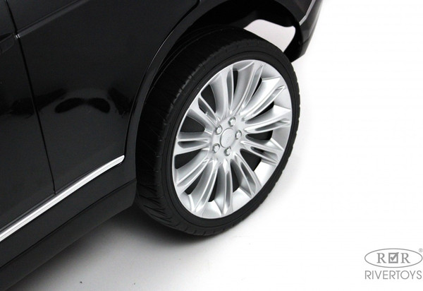 Изображение товара Детский автомобиль RiverToys Range Rover HSE 4WD / Y222YY (черный глянец)