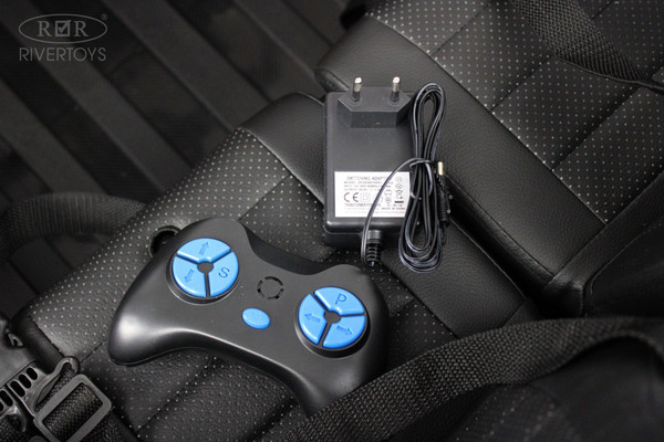 Изображение товара Детский автомобиль RiverToys T777TT 4WD (розовый камуфляж)