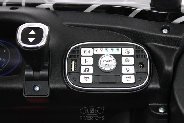 Изображение товара Детский автомобиль RiverToys T777TT 4WD (черный Spider)