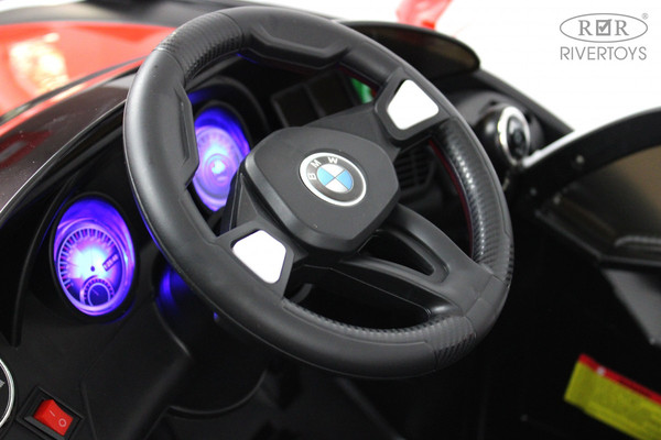 Изображение товара Детский автомобиль RiverToys K888AM (красный)