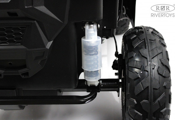 Изображение товара Детский автомобиль RiverToys M222MM (белый Spider)