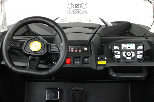 Изображение товара Детский автомобиль RiverToys M222MM (белый Spider)