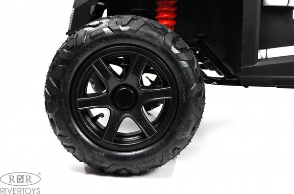 Изображение товара Детский автомобиль RiverToys M222MM (белый Spider)