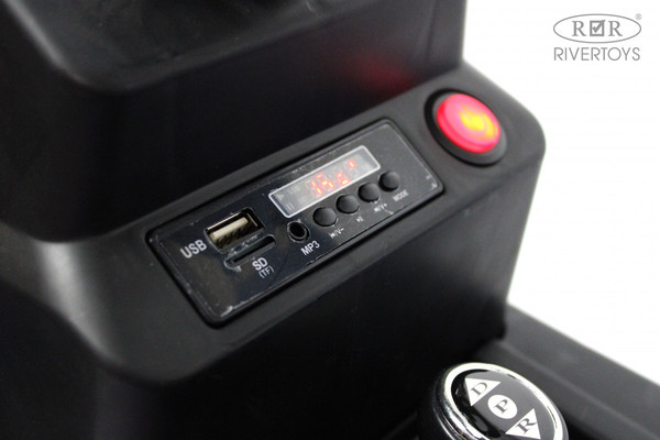 Изображение товара Детский автомобиль RiverToys O555OO (синий)