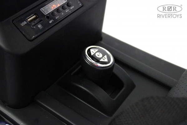 Изображение товара Детский автомобиль RiverToys O555OO (синий)