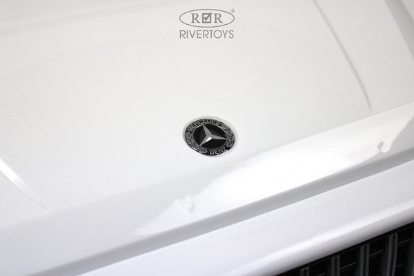 Изображение товара Детский автомобиль RiverToys Mercedes-Benz G63 4WD / K999KK (белый)