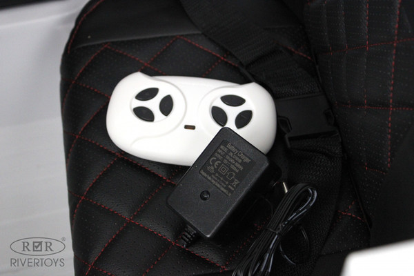 Изображение товара Детский автомобиль RiverToys Mercedes-Benz G63 4WD / K999KK (белый)