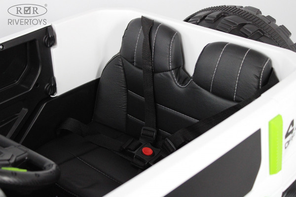 Изображение товара Детский автомобиль RiverToys М222БХ (белый)