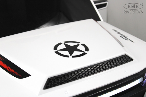 Изображение товара Детский автомобиль RiverToys X888XX (белый)