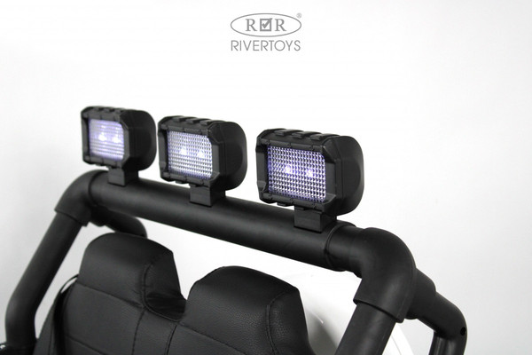 Изображение товара Детский автомобиль RiverToys X888XX (красный)