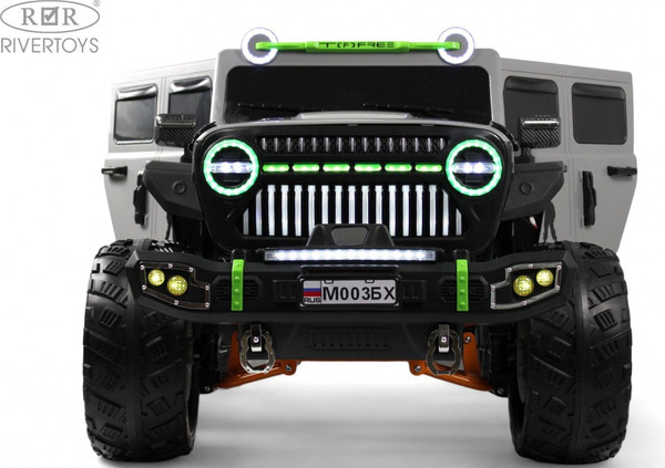 Изображение товара Детский автомобиль RiverToys М003БХ (серый)