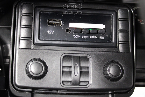 Изображение товара Детский автомобиль RiverToys BMW M4 / A004AA (синий)