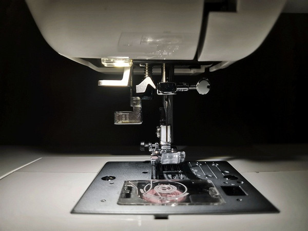 Изображение товара Швейная машина Leader Lazurite Компьютеризированная