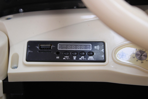 Изображение товара Детский автомобиль RiverToys Mercedes-Benz Typ 540K / M111MM (черный глянец)