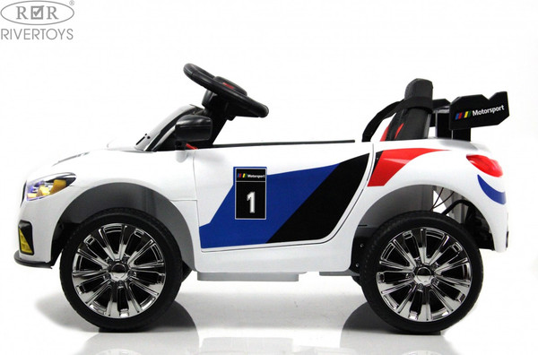 Изображение товара Детский автомобиль RiverToys F444FF (белый)