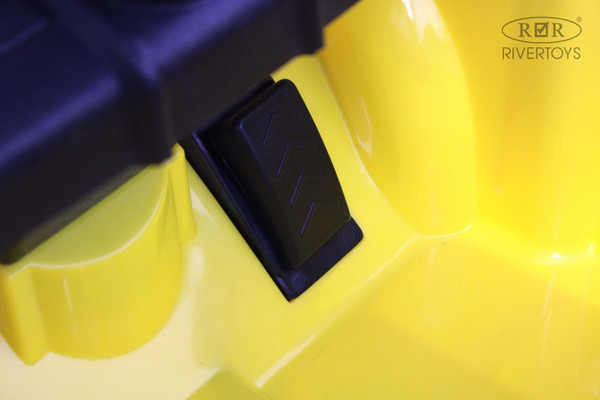 Изображение товара Детский автомобиль RiverToys F444FF (желтый)