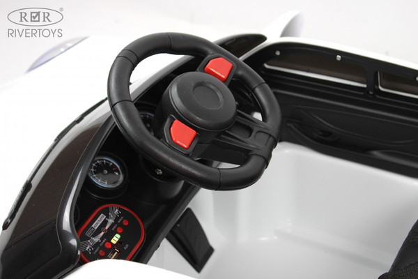 Изображение товара Детский автомобиль RiverToys F333FF (белый)
