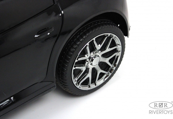 Изображение товара Детский автомобиль RiverToys F333FF (черный глянец)