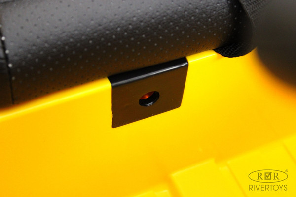 Изображение товара Детский автомобиль RiverToys Mercedes-Benz G63 / T999TT (желтый)