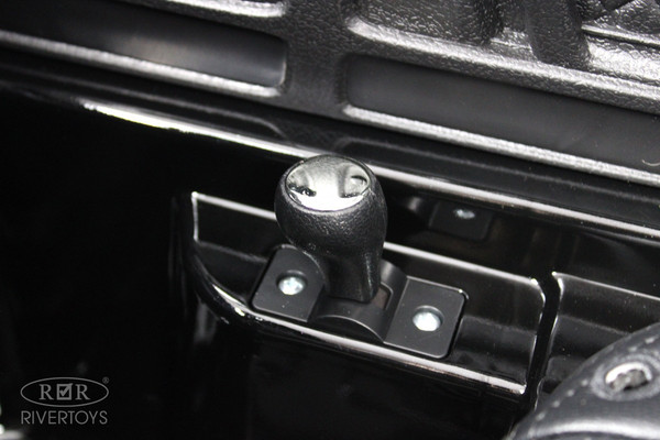 Изображение товара Детский автомобиль RiverToys Mercedes-Benz G63 / T999TT (черный глянец)