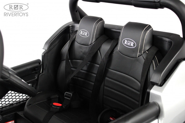 Изображение товара Детский автомобиль RiverToys Mercedes-Benz Unimog Concept P555BP (серебристый глянец)