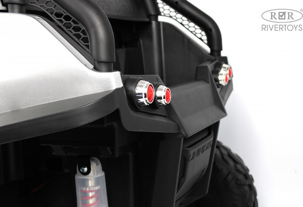 Изображение товара Детский автомобиль RiverToys Mercedes-Benz Unimog Concept P555BP (серебристый глянец)