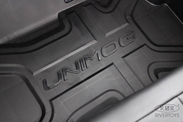 Изображение товара Детский автомобиль RiverToys Mercedes-Benz Unimog Concept P555BP (серебристый глянец)