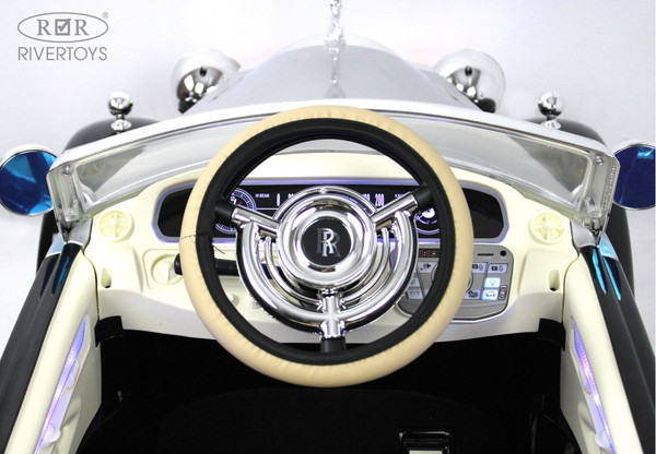 Изображение товара Детский автомобиль RiverToys Rolls-Royce E444EE (черный глянец)