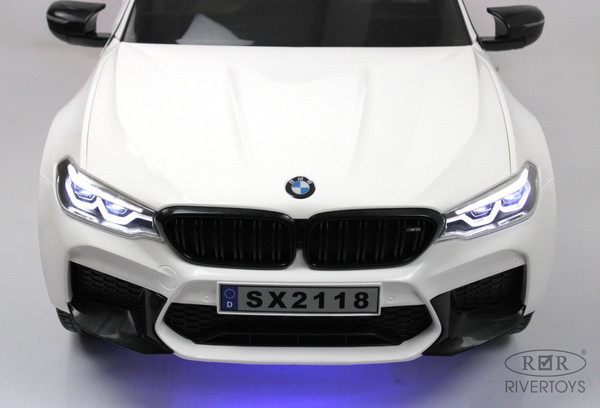Изображение товара Детский автомобиль RiverToys BMW M5 Competition A555MP (белый)