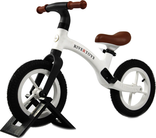 Изображение товара Беговел RiverToys HB-001 (белый)