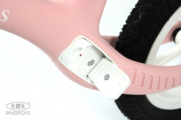 Изображение товара Беговел RiverToys HB-001 (розовый)