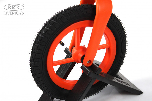 Изображение товара Беговел RiverToys HB-001 (черный)