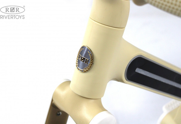 Изображение товара Беговел RiverToys HB-002 (бежевый)