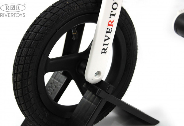 Изображение товара Беговел RiverToys HB-002 (черный)