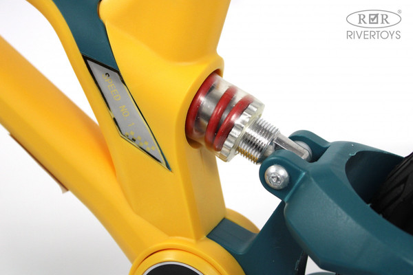 Изображение товара Беговел RiverToys М002БХ (желтый)