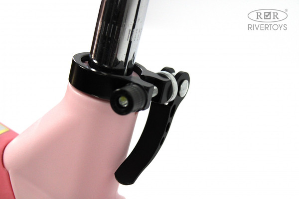 Изображение товара Беговел RiverToys М002БХ (розовый)