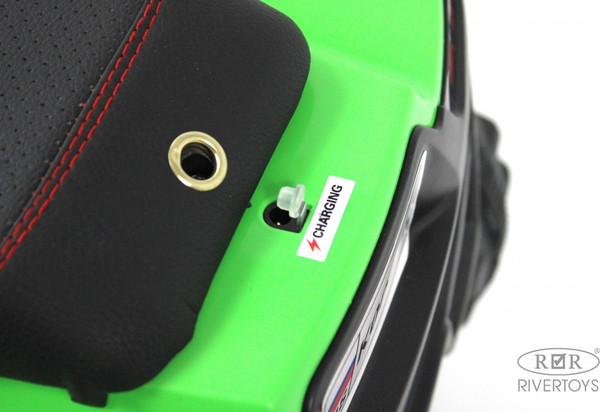 Изображение товара Детский квадроцикл RiverToys K004PX (зеленый)