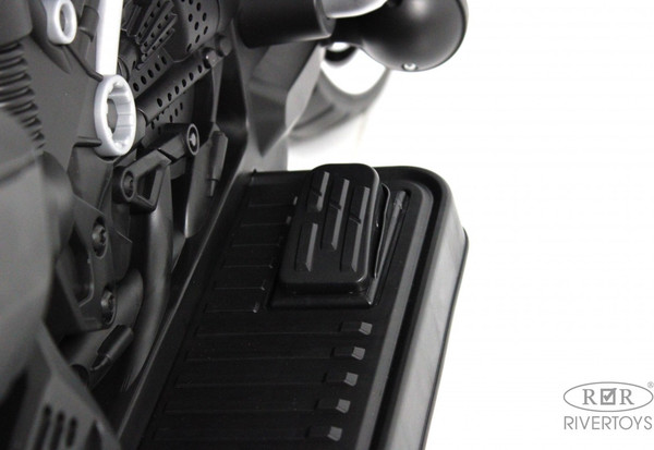 Изображение товара Детский мотоцикл RiverToys М009БХ (серый)