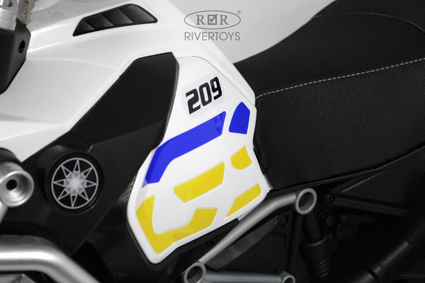 Изображение товара Детский мотоцикл RiverToys М111БХ (белый)