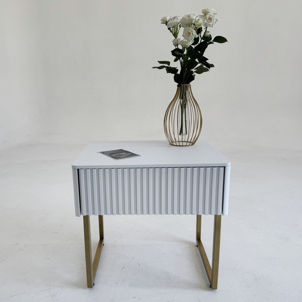 Изображение товара Прикроватная тумба Shtabe Gross 6001 (RAL 9003/RAL 9003/золото)