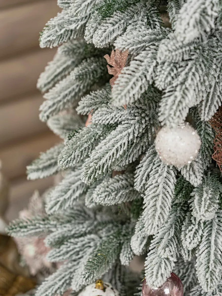 Изображение товара Ель искусственная National Tree Company Эверест стройная заснеженная / ЭВ/ЗСН-210 (210см)