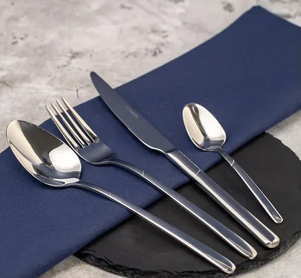 Изображение товара Столовый нож Domenik Milano Silver DMC049