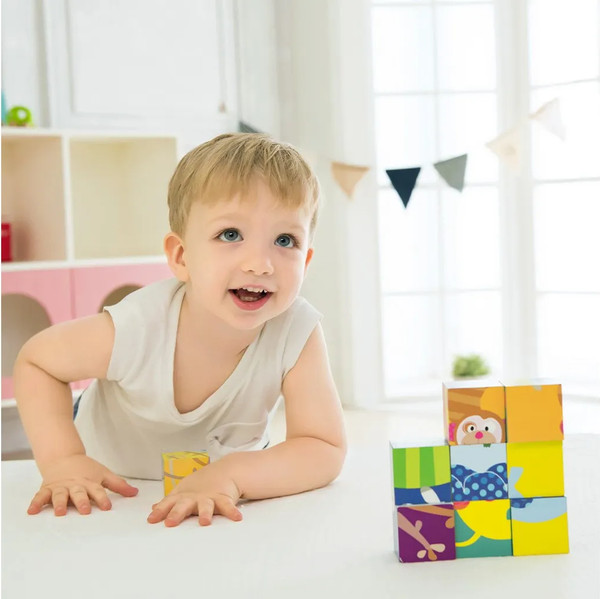 Изображение товара Развивающий игровой набор Classic World Кубики-пазлы Приключения в джунглях CW35450