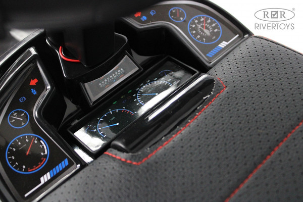 Изображение товара Каталка детская RiverToys L003LL-M (черный)