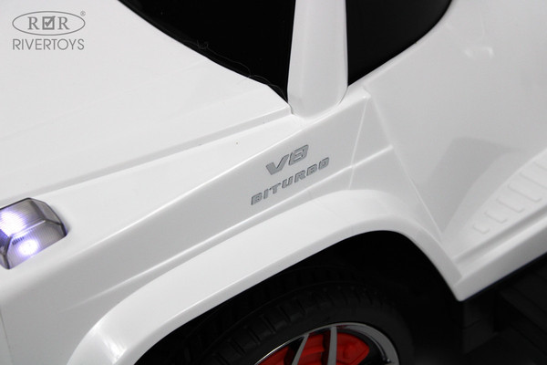 Изображение товара Качалка-каталка RiverToys Mercedes-Benz G63 / Z001ZZ-B (белый бриллиант)