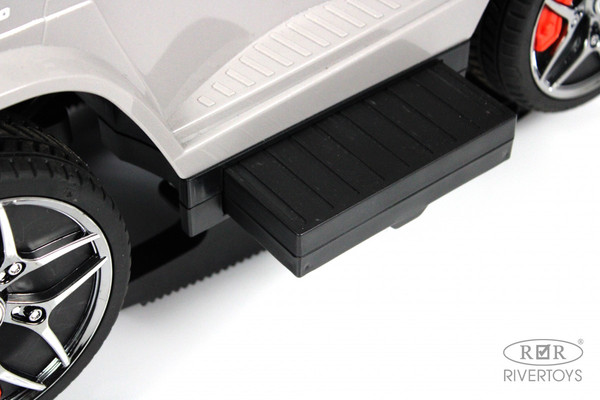 Изображение товара Качалка-каталка RiverToys Mercedes-Benz G63 / Z001ZZ-B (серый бриллиант)