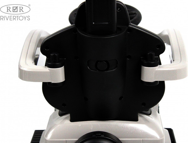 Изображение товара Качалка-каталка RiverToys Mercedes-Benz G63 / Z001ZZ-B (серый бриллиант)