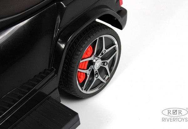 Изображение товара Каталка детская RiverToys Mercedes-Benz G63 / Z001ZZ-C (черный бриллиант)