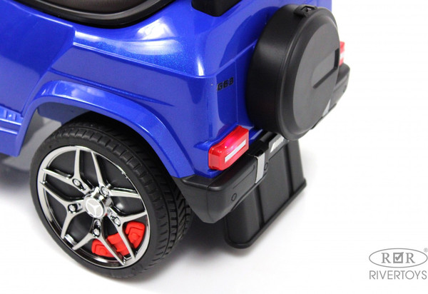 Изображение товара Каталка детская RiverToys Mercedes-Benz G63 / Z001ZZ-D (синий бриллиант)